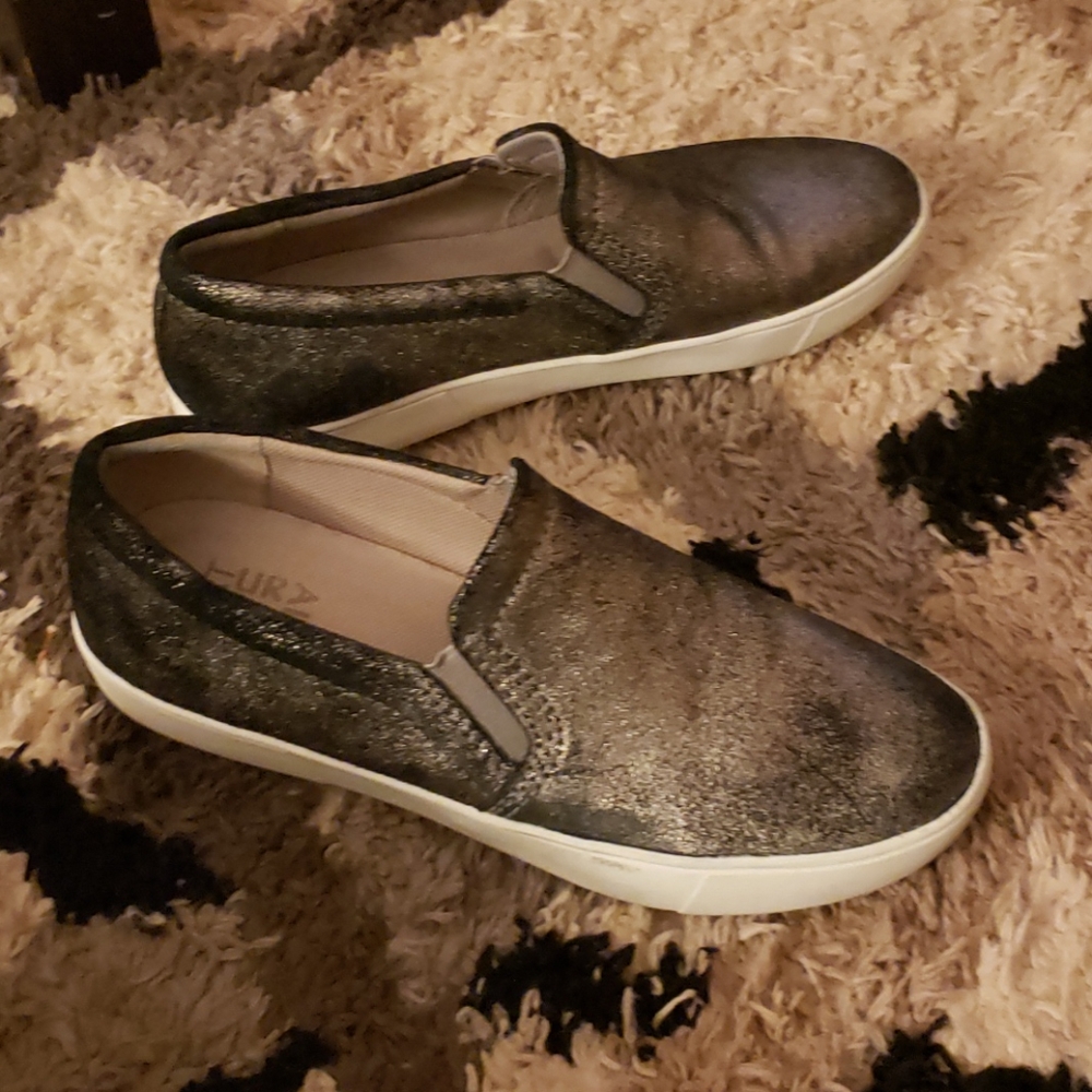Metallic Gray Naturalizer Slip-on Shoes